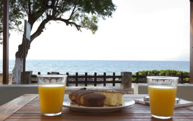 Horizonte Seafront Suites