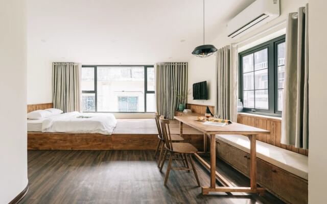 UNIQUE Creative Apartment w ROOFTOP Garden