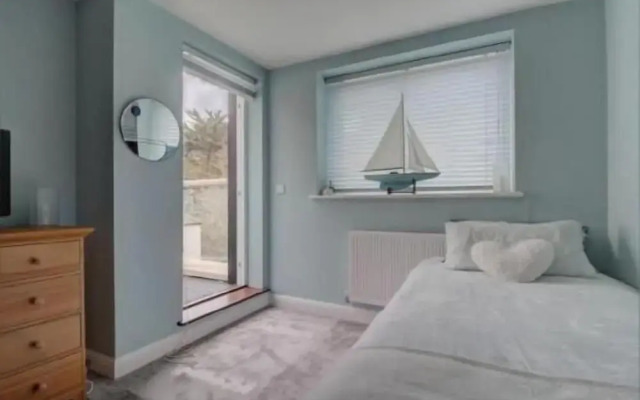 Oxford Street 5 Bedroom Townhouse