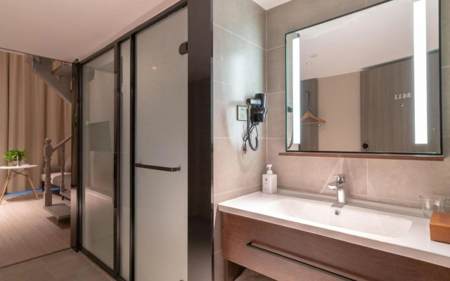 HanTing Hotel (Wuhan Xudong MixC Mall)