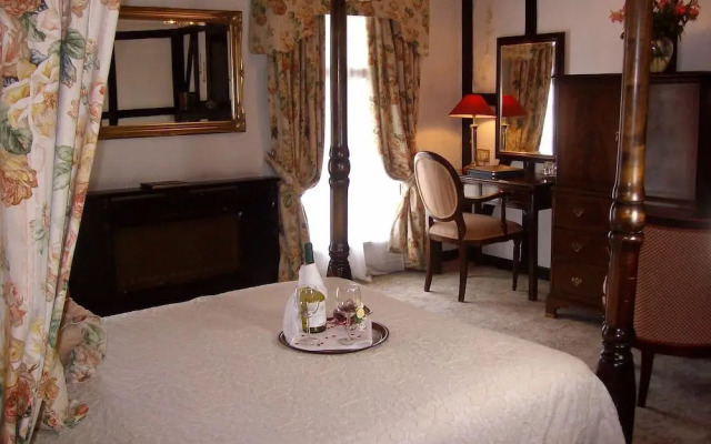 London Elizabeth Hotel