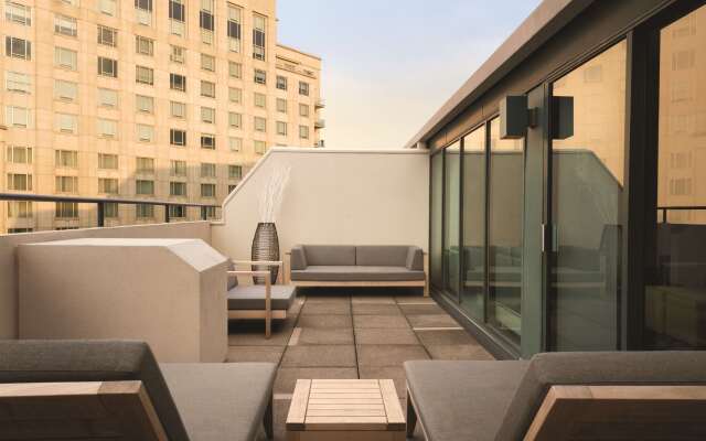 Embassy Suites by Hilton Indianapolis Downtown