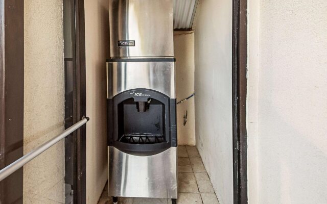 Red Roof Inn Anderson, IN