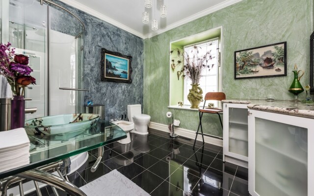 CastleView Inn by Elevate Rooms