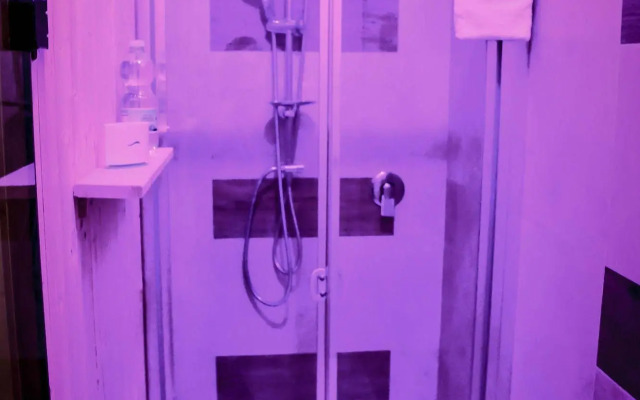 Brain Rooms & Suite