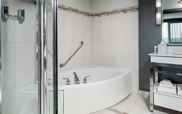 Four Points by Sheraton London