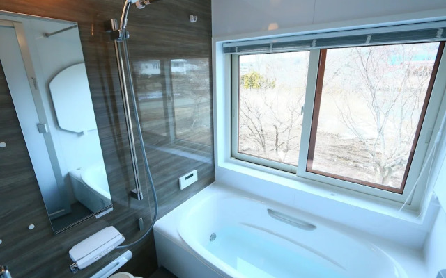 SILVER SPRAY Yamanakako