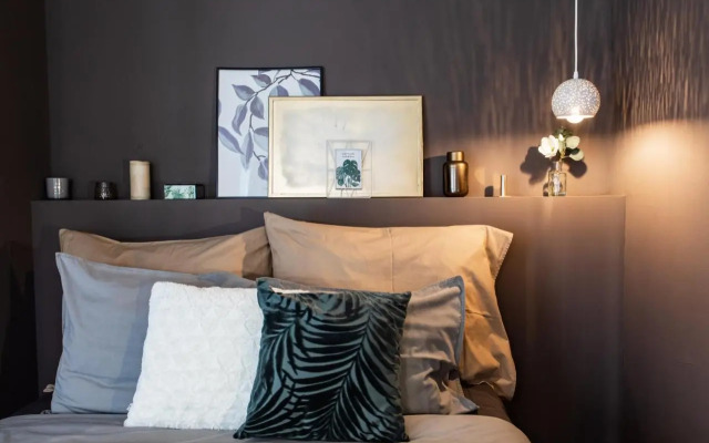 Cozy modern studio in Prague's absolute center
