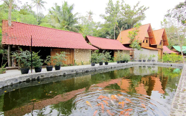 Villa Kampung Ayem