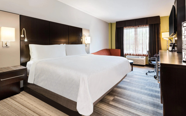 Holiday Inn Express Ft. Lauderdale Cruise-Airport by IHG