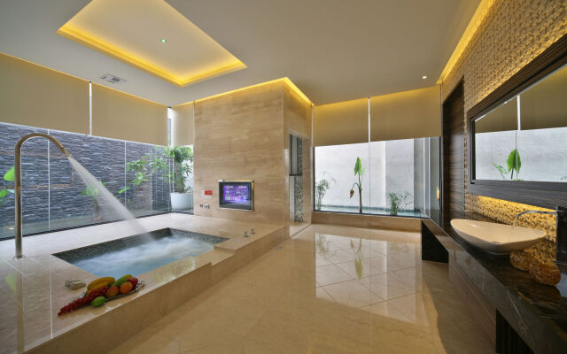Han Guan Motel