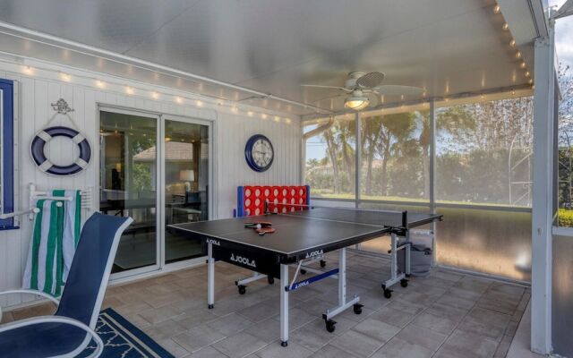 598 bal Harbor Boulevard