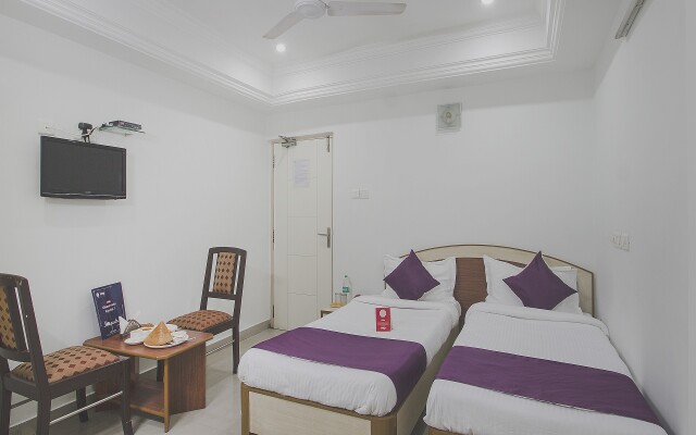 OYO Flagship 983 Hotel Surya Residency