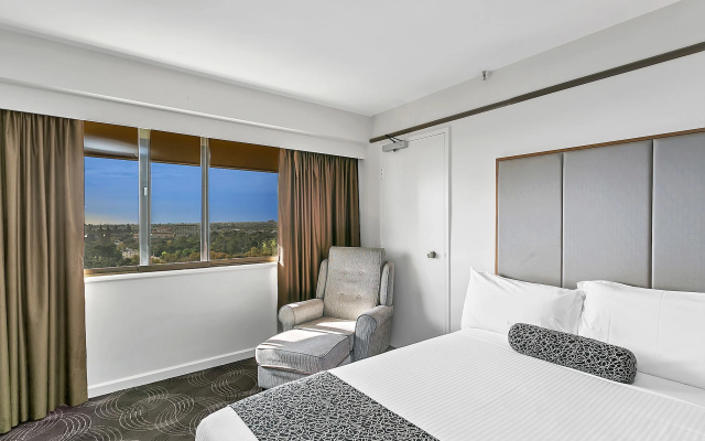 Stamford Plaza Adelaide