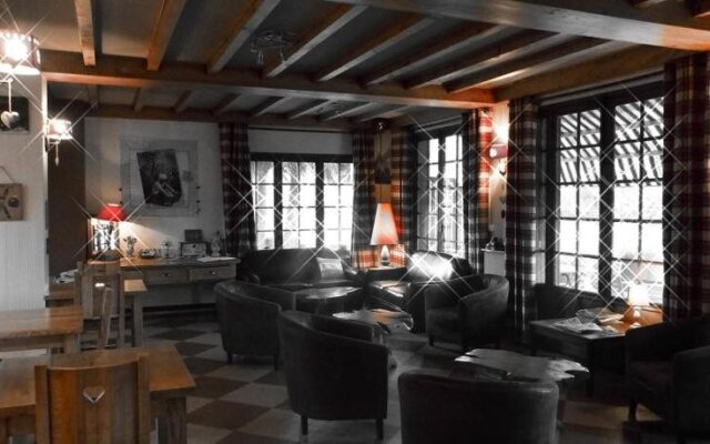Hotel Au Feu De Bois