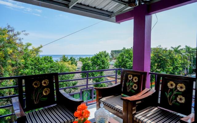 RedDoorz @ Hotel Aulia Majene