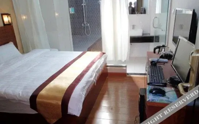 Qingshun Hotel