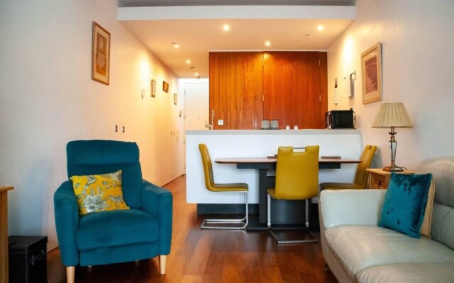 1-bed Apartment in a Historic Area of Plymouth