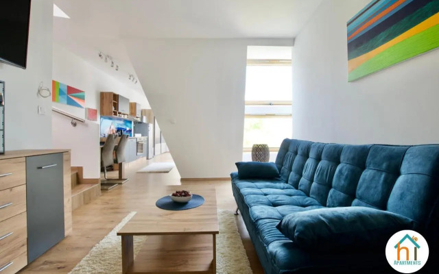 Premium Apartment by Hi5 - Penthouse studio + rooftop