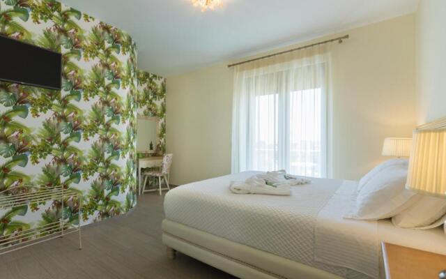 Elafonisos Resort