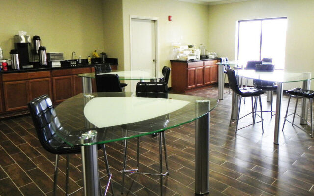 Yorktown Inn And Suites