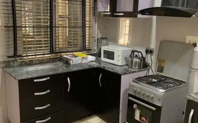 Ellex Sleeves Apartment