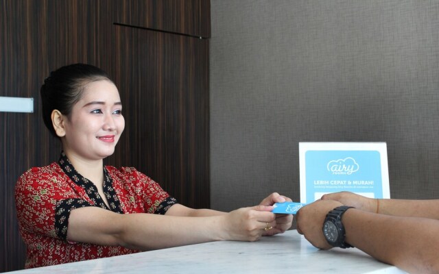 Airy Maricaya Pasewang 27 Makassar