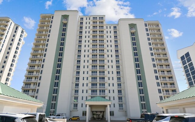 Silver Beach Towers 506w 4 Bedroom Condo by RedAwning