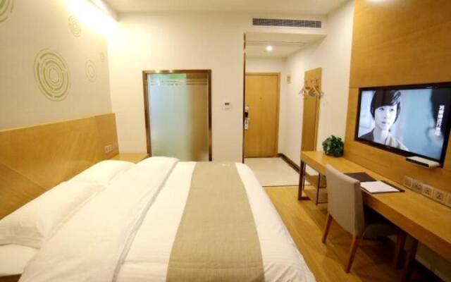 GreenTree Inn Fuyang Development Zone Weisan Road Express Hotel