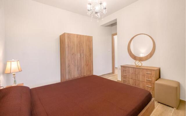 Pasithea House