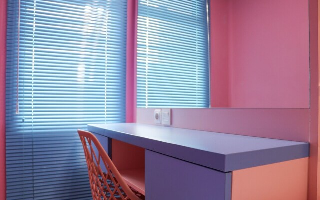 Comfort And Cozy 2Br At Springlake Summarecon Bekasi Apartment