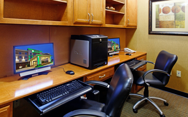 Holiday Inn Batesville by IHG