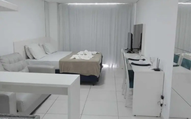 Loft com saida para piscina by Laguna Beach