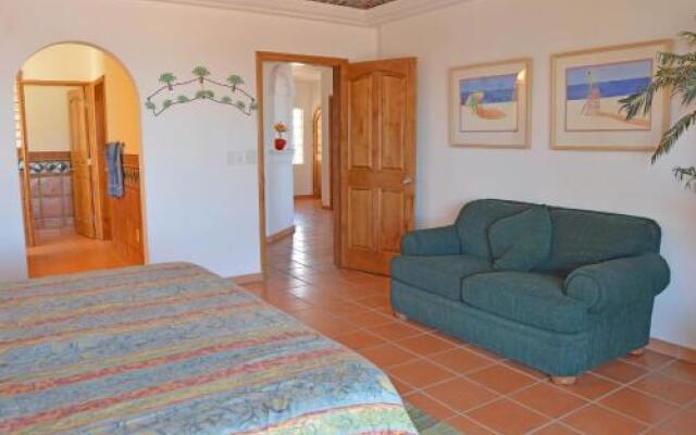 Casa de Paraiso by RedAwning