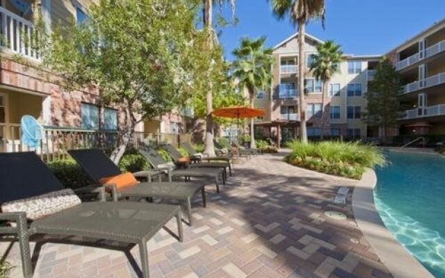 Resort Style Apt/Homes