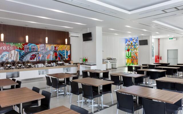 Amaris Hotel Slipi