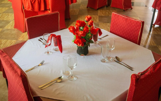 Elanacha Hotel