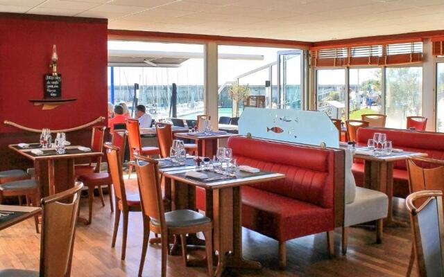 ibis Granville Port de plaisance
