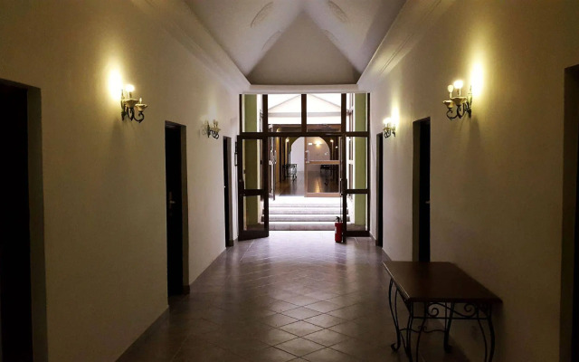 M Plaza Hotel