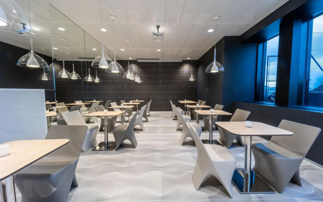 Prize by Radisson, Bern City