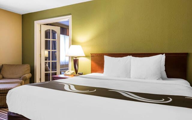 Quality Inn & Suites Columbia I-70