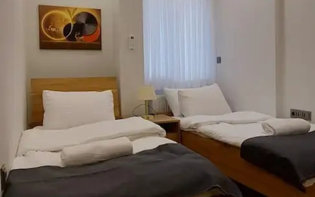 Professionally Maintained Spacious New Suites 2-2