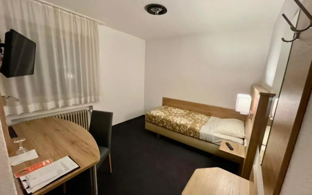 LILTON Hotel Zuffenhausen