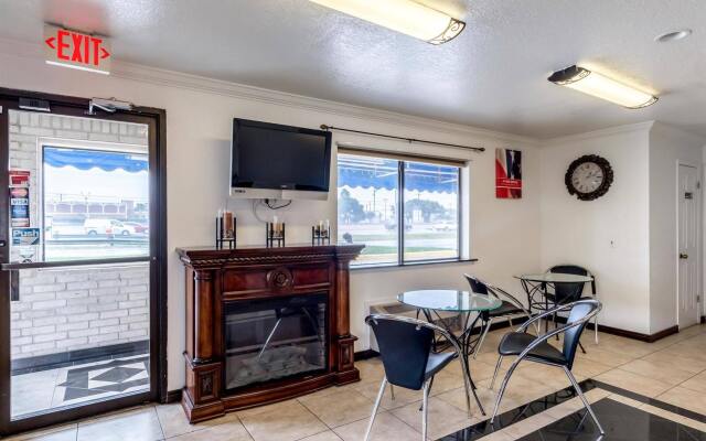 Motel 6 San Antonio, Tx - Frost Bank Center