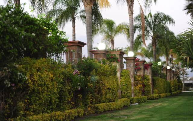 Jardín de Eventos & Hotel La Reunión