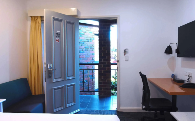 Best Western Plus Buckingham International