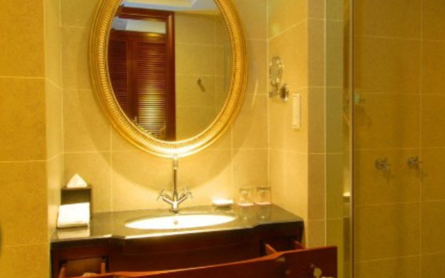 Harbour Oriental Hotel