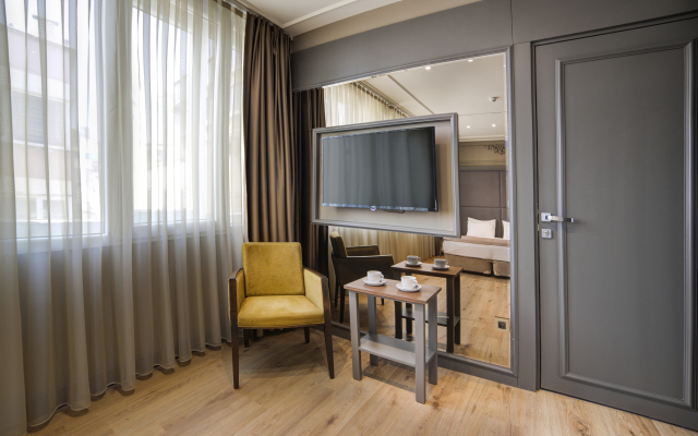 Taksim Premium Hotel