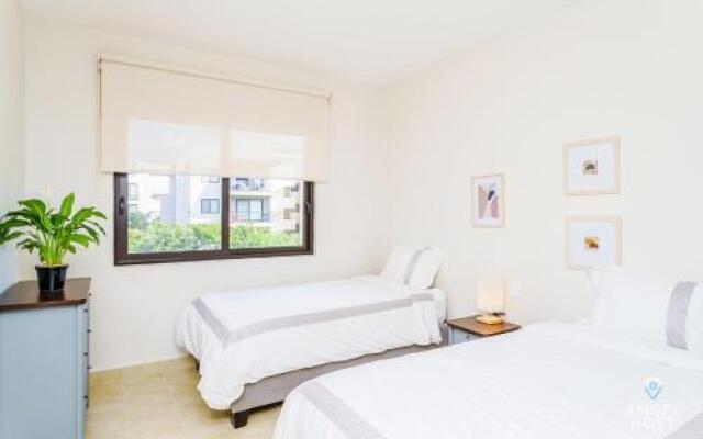 3br/3ba in Ciudad Mayakoba, Balaya Condo