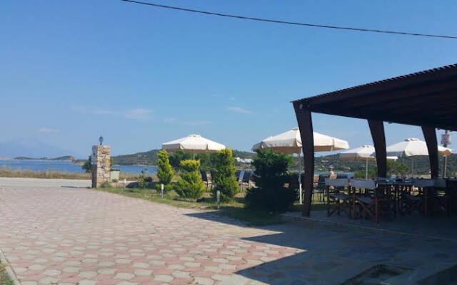 Athos Bay Villa